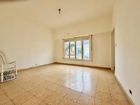 Derqui 5700, Piso PB