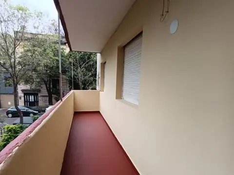 DEPARTAMENTO CÉNTRICA EN VENTA DE 2 DORMITORIOS - SANTA FE Y 3 DE FEBRERO (DF973)