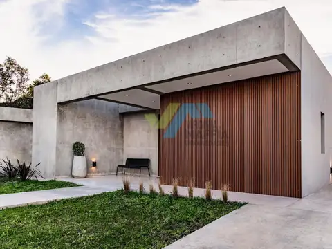 Casa en Venta en Pilar Del Este, USD 205.000