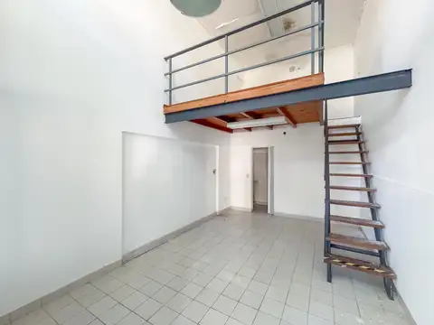 Local en Alquiler en Abasto, $ 600.000