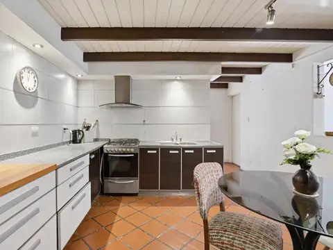 Casa en Venta con 1 cochera