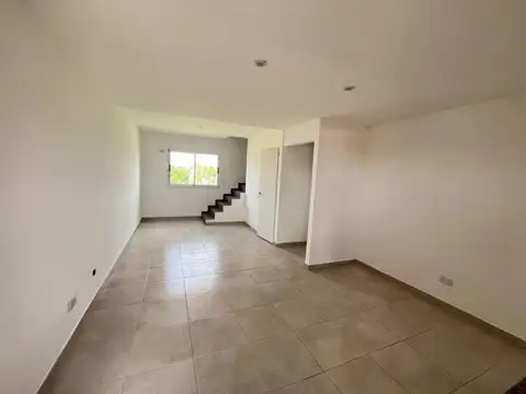 Depto Tipo Casa en Venta de 2 dormitorios