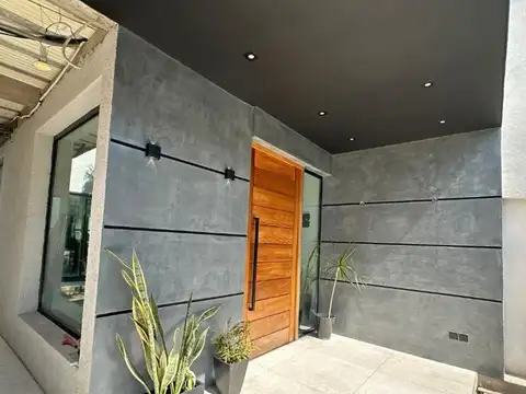 Casa en Venta en Lanús Oeste, USD 245.000
