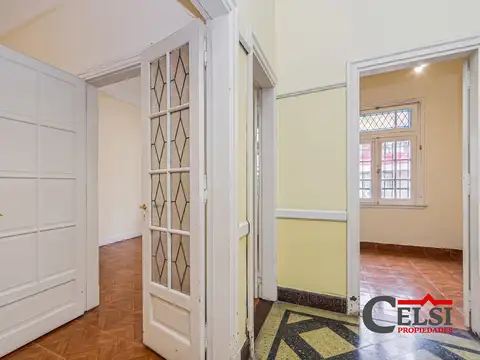 Depto Tipo Casa en Venta de 6 ambientes