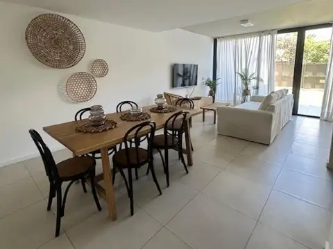 Intendente Becco 2200