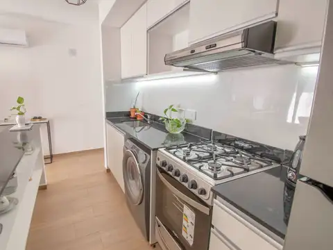 Departamento en Alquiler en Coghlan, $ 990.000