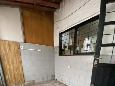 Depto Tipo Casa en Venta en Ramos Mejia, USD 66.000