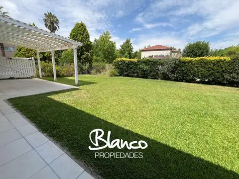 Casa en Venta en La Pradera I, USD 420.000