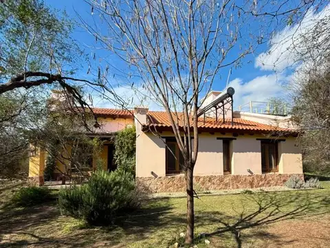 Casa en Venta con 7 cocheras