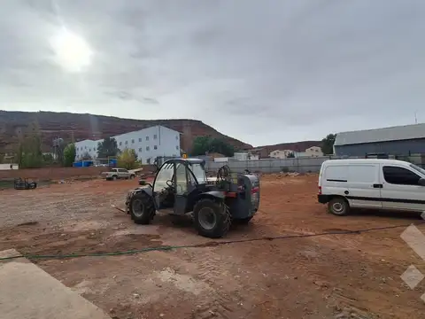 En Venta | Galpón + Departamento | Añelo