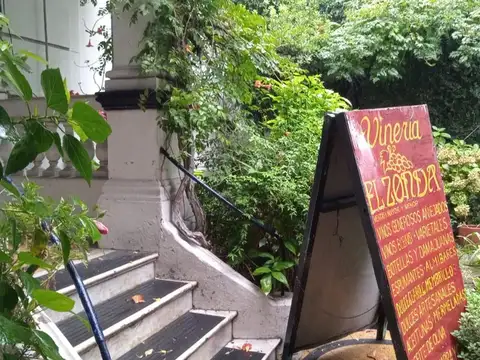 Depto Tipo Casa en Venta de 6 ambientes