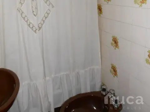 Consultorio ideal uso médico de dos ambientes y vista abierta en alquiler - Barrio Norte
