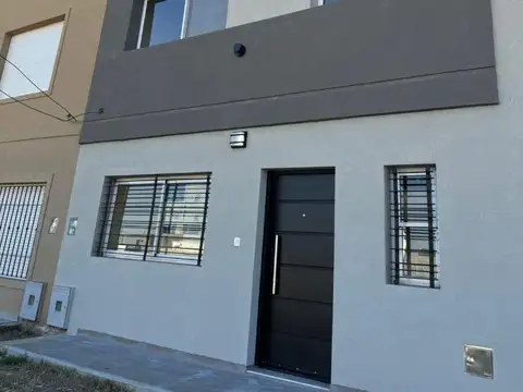 Departamento 4 ambientes con 2 baños