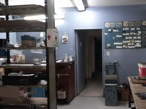 Local en Venta 56 años