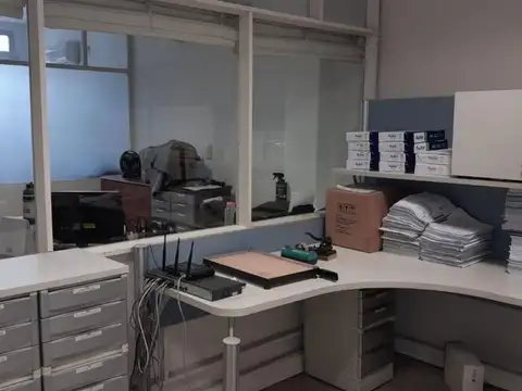 Deposito en Venta 380 m² c/Vidriera - Solís, CABA