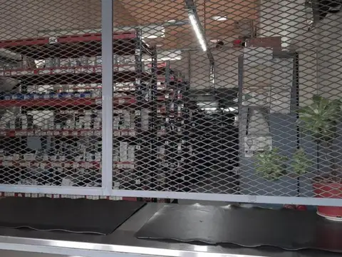 Local en Venta 380 m² c/Vidriera - Solís, CABA