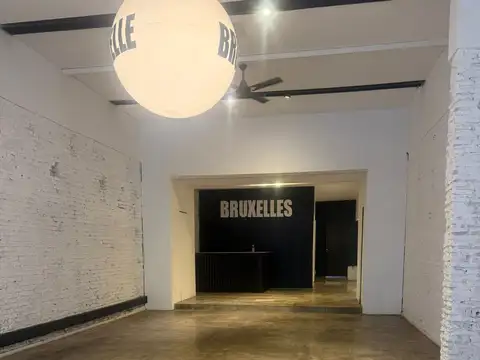 Local comercial – Deposito – Privado - Baño