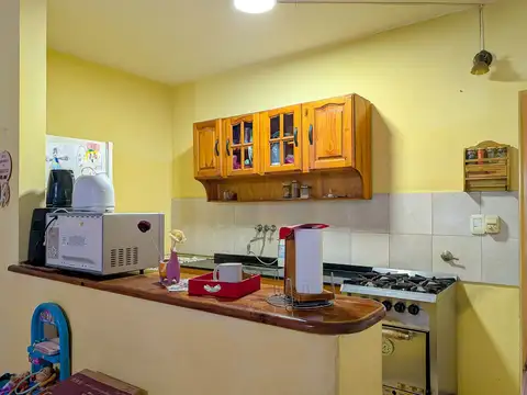 Casa 3 ambientes con 1 baño