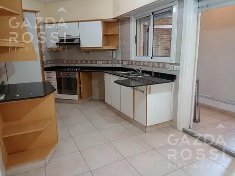 Departamento en Alquiler con 2 cocheras