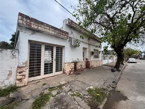 Casa 5 ambientes a refaccionar