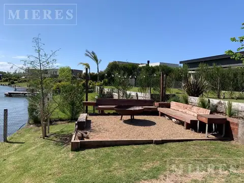 Alquiler de Verano a La Laguna en San Gabriel, Villanueva.