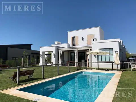 Casa en Alquiler Temporal de 5 dormitorios
