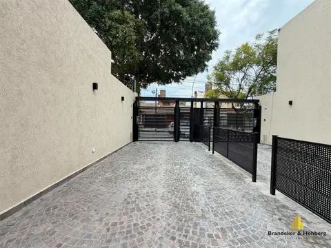 Casa en Venta en Olivos, USD 398.000