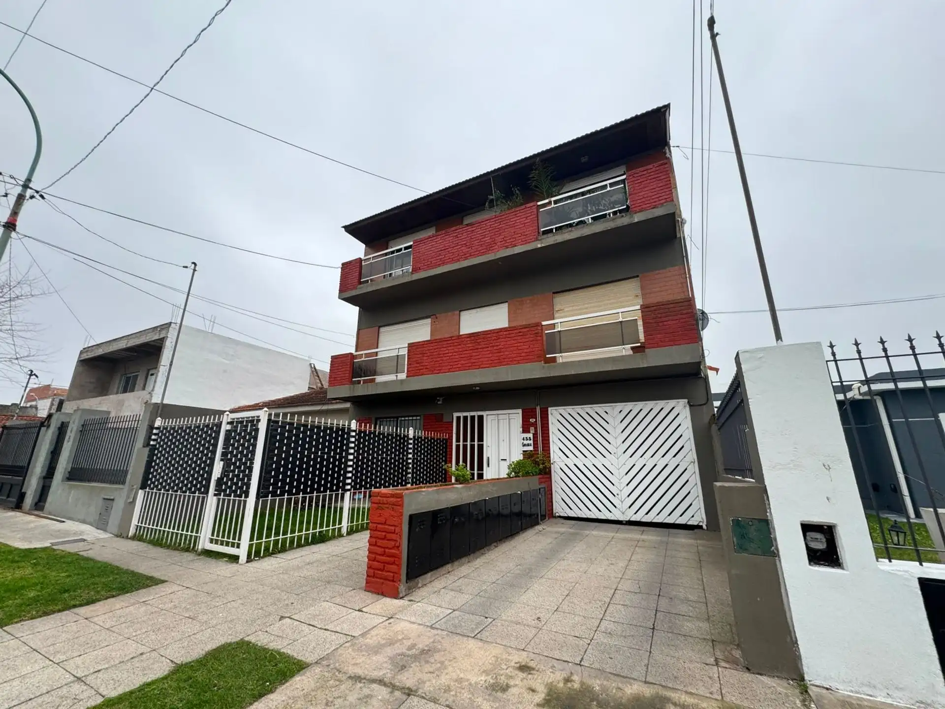 Venta departamento 3 amb Parque cochera baulera