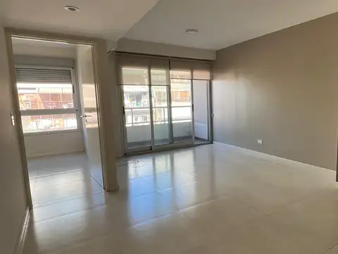 Avenida Directorio 200, Piso 8