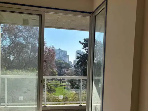 DEPARTAMENTO 2 AMBIENTES CON TERRAZA PROPIA