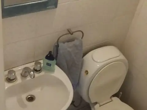 Casa en Alquiler con 1 cochera