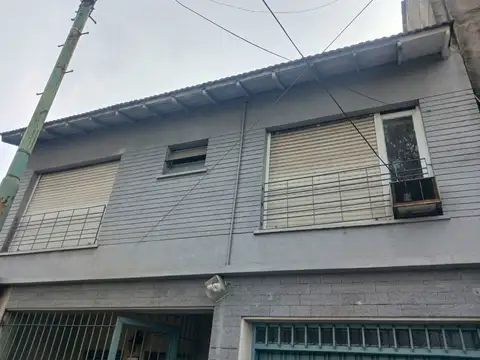 Depto Tipo Casa en Alquiler 40 años