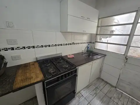 Depto Tipo Casa 3 ambientes con 1 baño