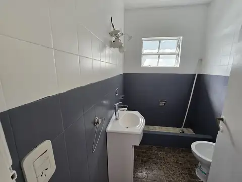 Depto Tipo Casa en Alquiler de 2 dormitorios