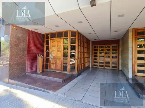 Av Asamblea  al 1400