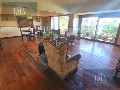 Venta Piso 4 amb/2 cocheras , Inmejorable Ubicación y Vista