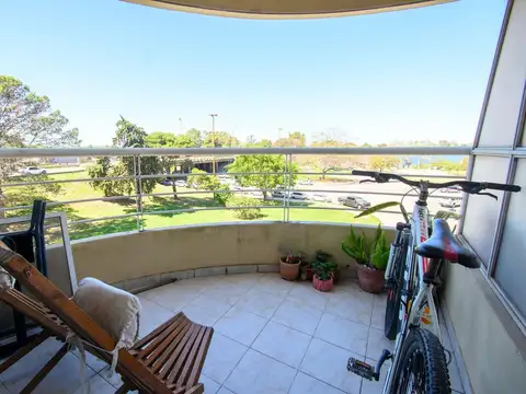 Departamento en Alquiler con 1 cocheras