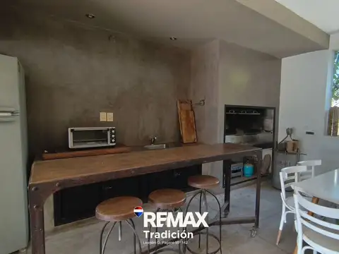 Casa Venta 4 dorm c/ pileta Resistencia Chaco