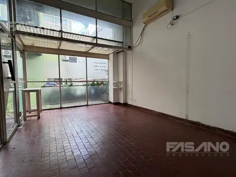 Local en Alquiler 50 años