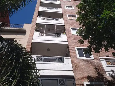 3 Departamento - Villa Luro- Cocina Independiente-Cochera fija