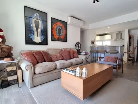 José Ingenieros 100, Piso 1