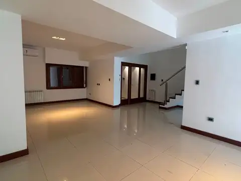 Centro. Mollinedo 400