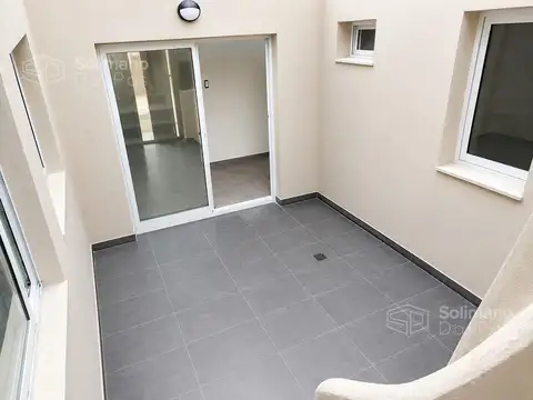 CASA DE 4 AMBIENTESEN EN VENTA EN LA LUCILA