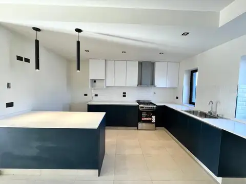 Departamento en Alquiler de 3 ambientes