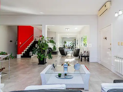 Casa en Venta de 5 dormitorios