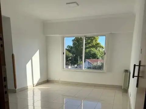 VENTA DEPARTAMENTO 5 AMBIENTES CON TERRAZA EN MATADEROS