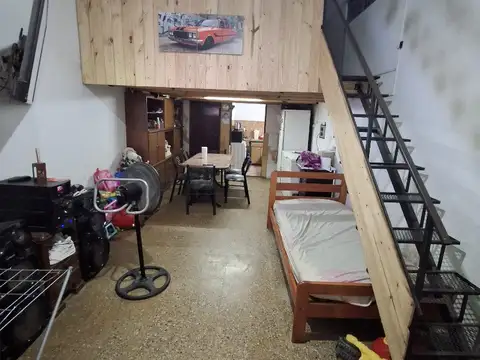 Depto Tipo Casa en Venta de 2 ambientes