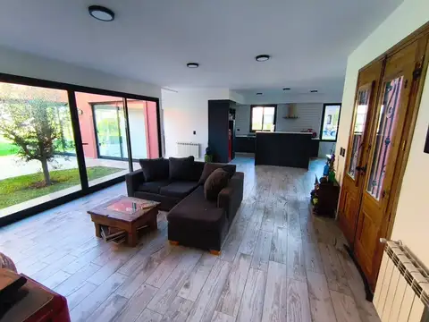 Casa en Alquiler en Zelaya, USD 1.400
