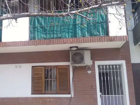 LINIERS. TUYU 100. DEPTO PH DE 3 AMBIENTES CONTRAFRENTE BALCON. ""APTO CREDITO""