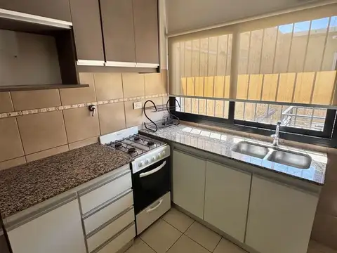Departamento en Alquiler en Mendoza, $ 650.000